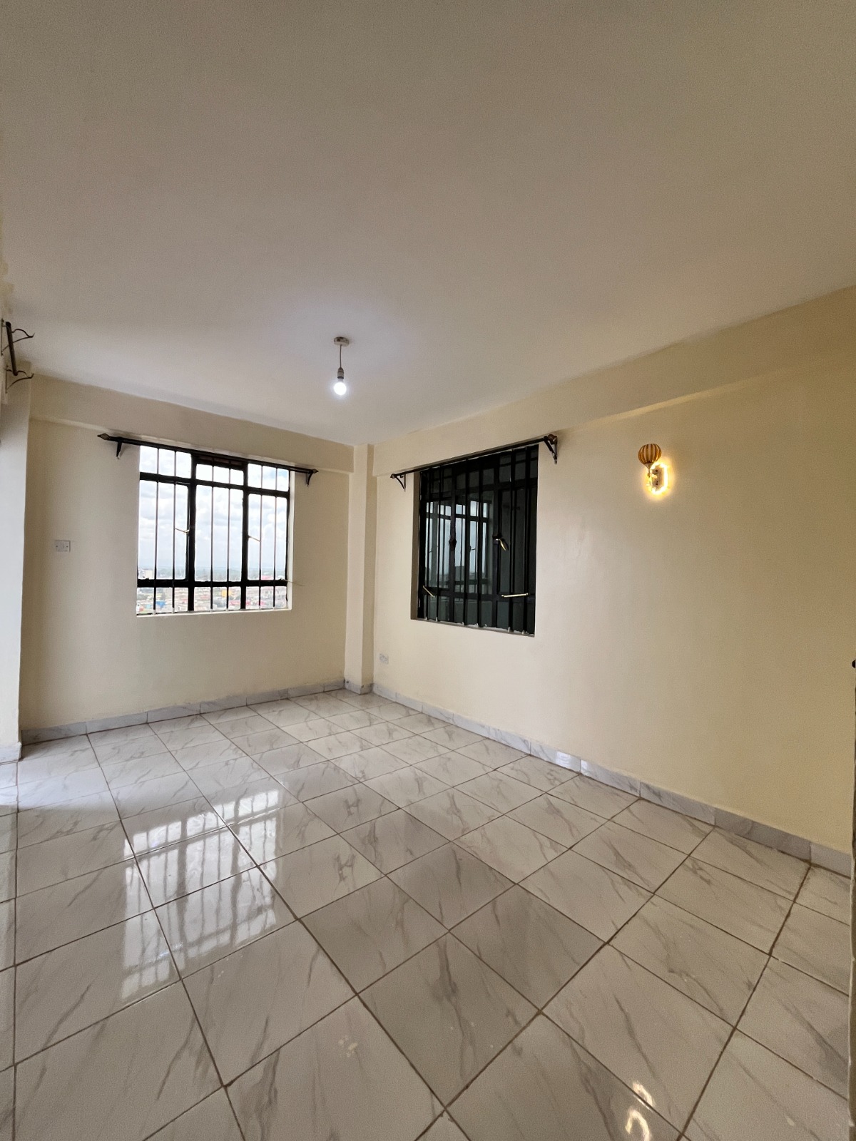 WhatsApp Image 2025-10-26 at 19.39.42 L&K Home – 1 Bedroom Apartment for Rent, Membly (Behind Magunas, Bypass Road)