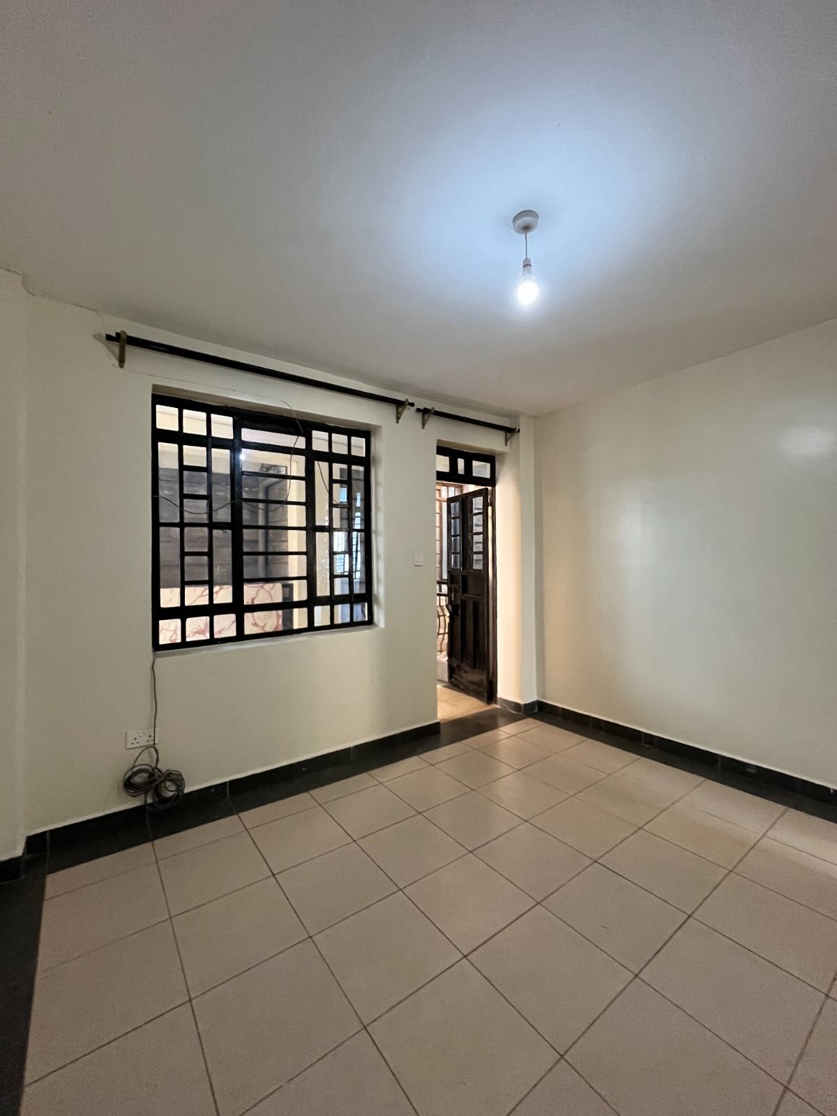 WhatsApp Image 2025-10-27 at 12.55.57 (1) 2-Bedroom Apartment for Rent – OJ, Membley