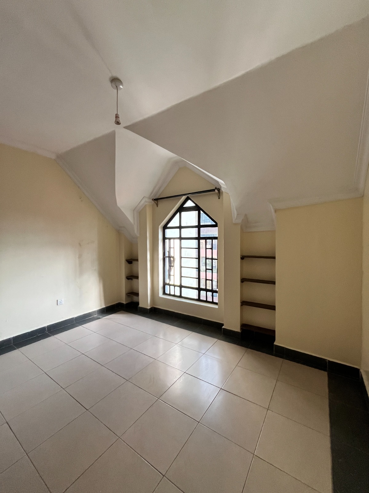 WhatsApp Image 2025-10-27 at 12.56.57 (6) Riverside Square – 2 Bedroom Apartment for Rent, Oj Bypass (Near Tatu Chapel)