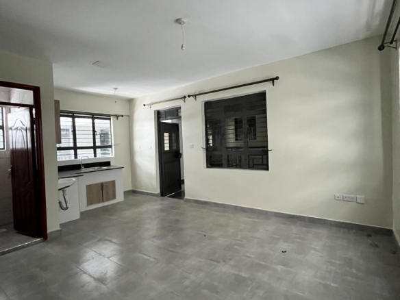 Fahrenheit 100° – Studio Apartment in Toll (Near Shell Petrol Station)