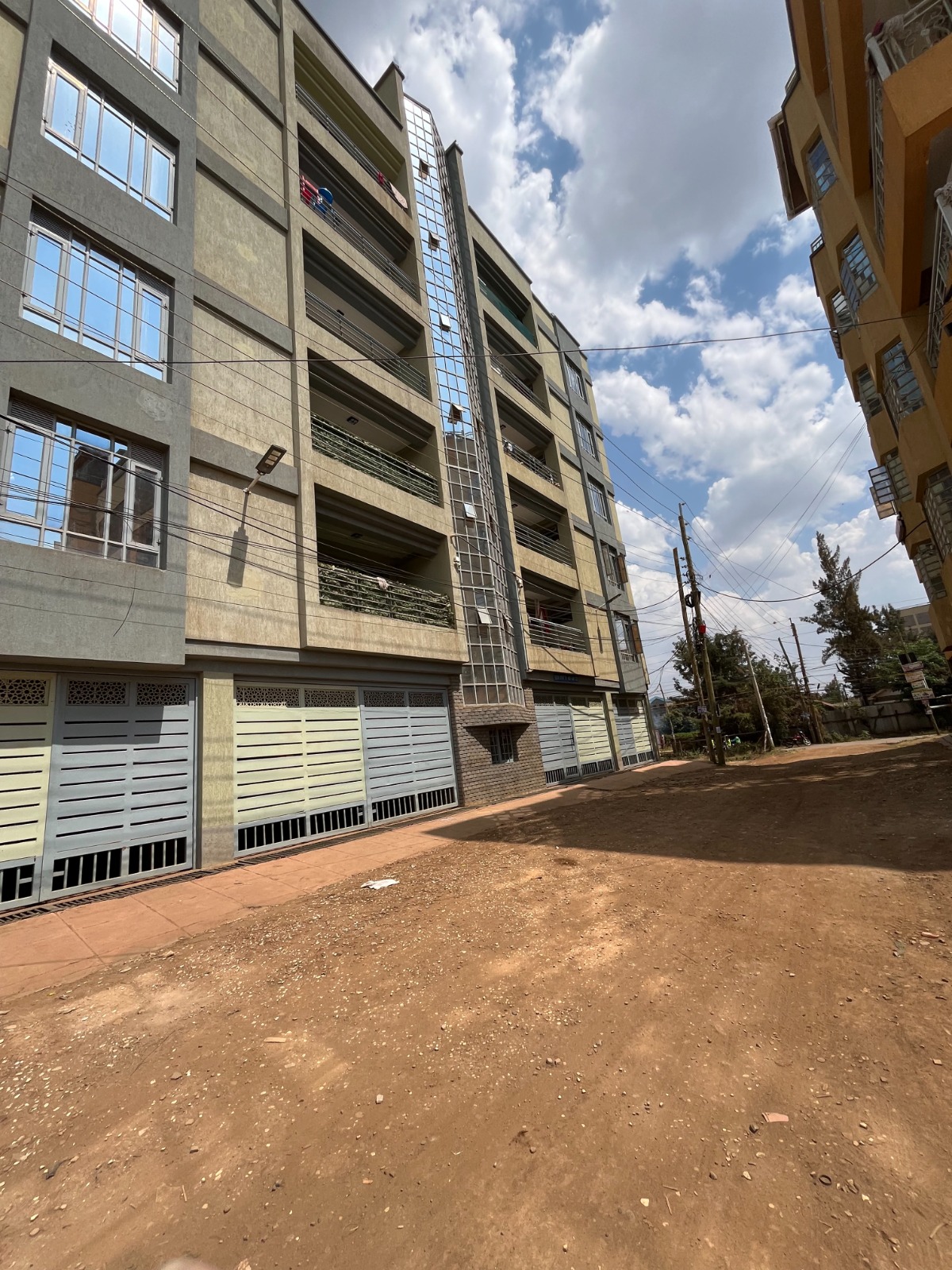 WhatsApp Image 2025-10-29 at 05.15.09 (15) Elite Place – 2 Bedroom Ensuite Apartment in Kihunguro (Near Cornerstones Family Church, Thika Road)