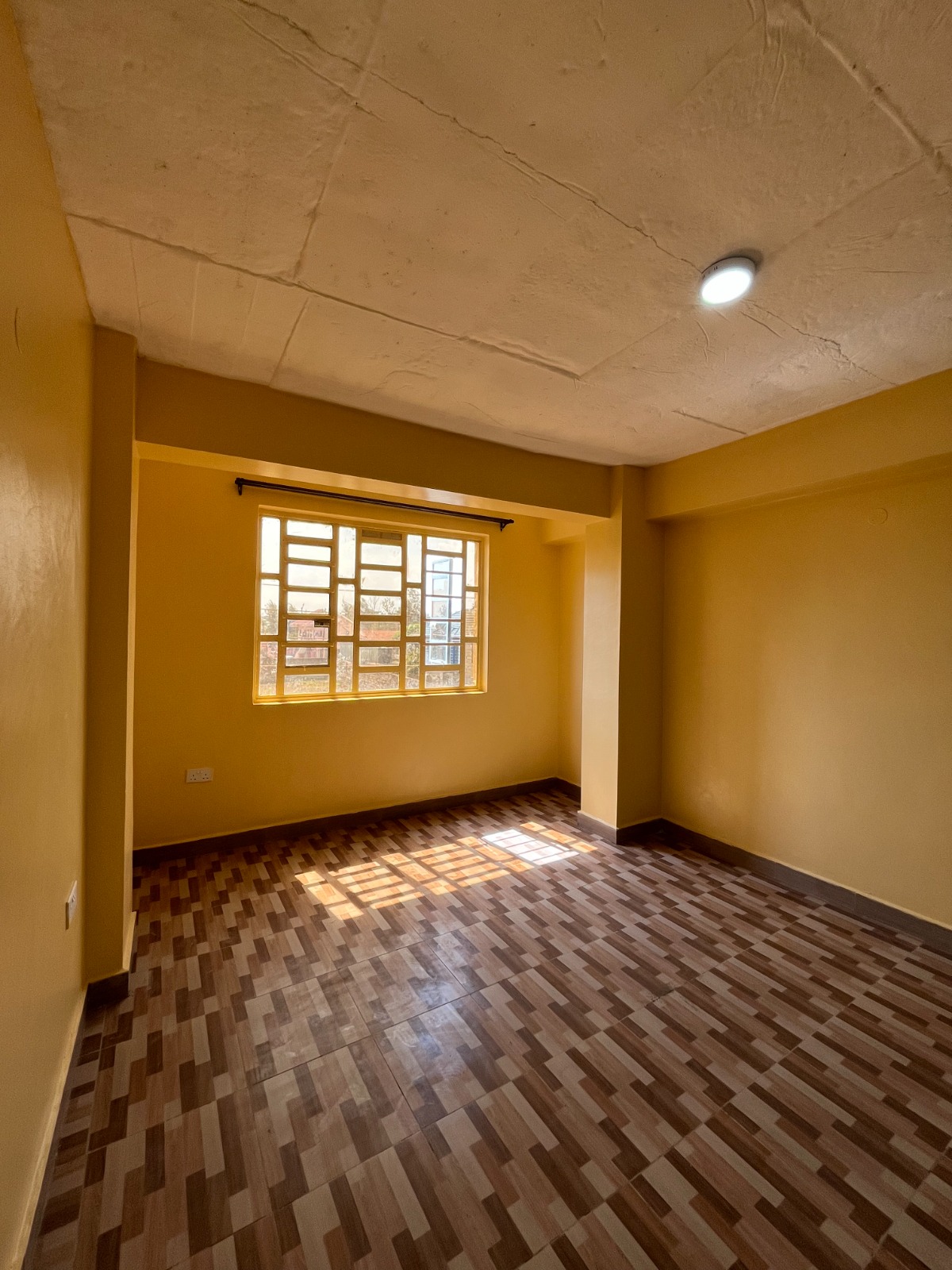 WhatsApp Image 2025-10-29 at 05.52.42 M 11 – 1 Bedroom Apartment in Kihunguro, Thika Road (Near Cornerstone Church)