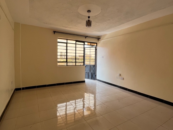 Maina's Apartment – 2 Bedroom Ensuite Apartment for Rent, Membly (Bypass, Book Shine High)