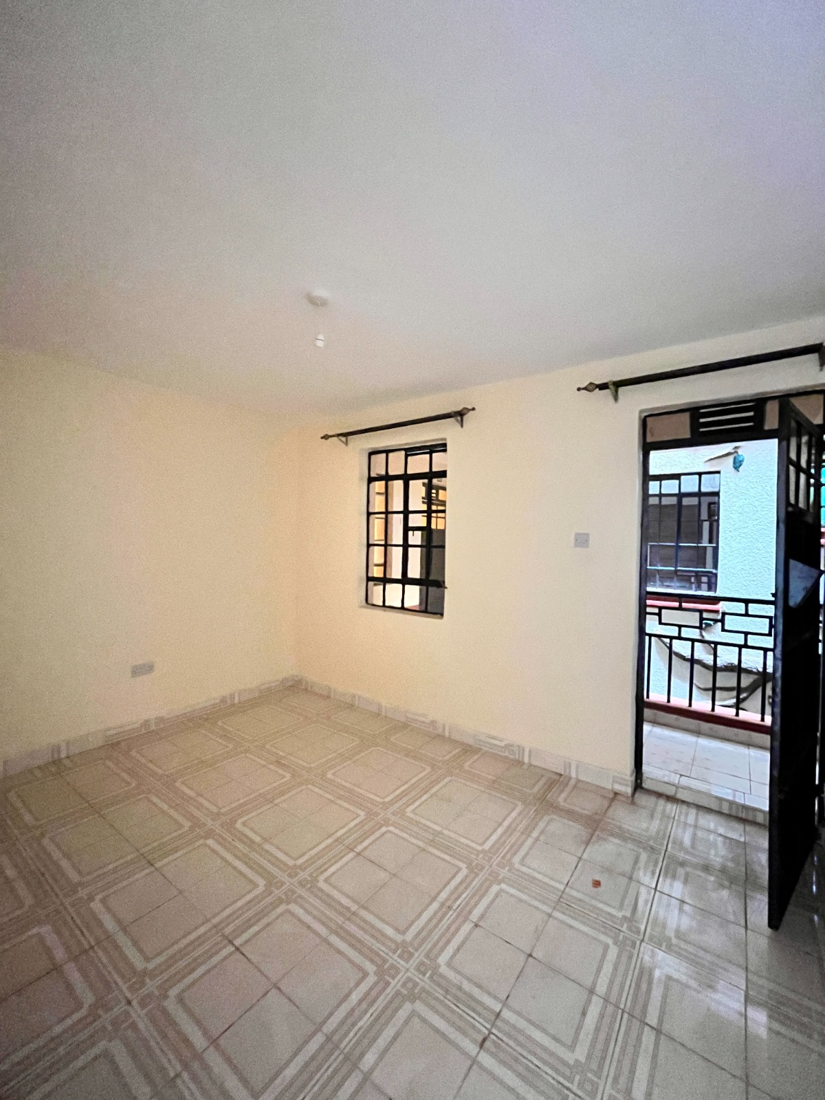WhatsApp Image 2025-11-04 at 18.39.26 Joesta – 2 Bedroom Apartment in Jomoko (Near TIBS College)