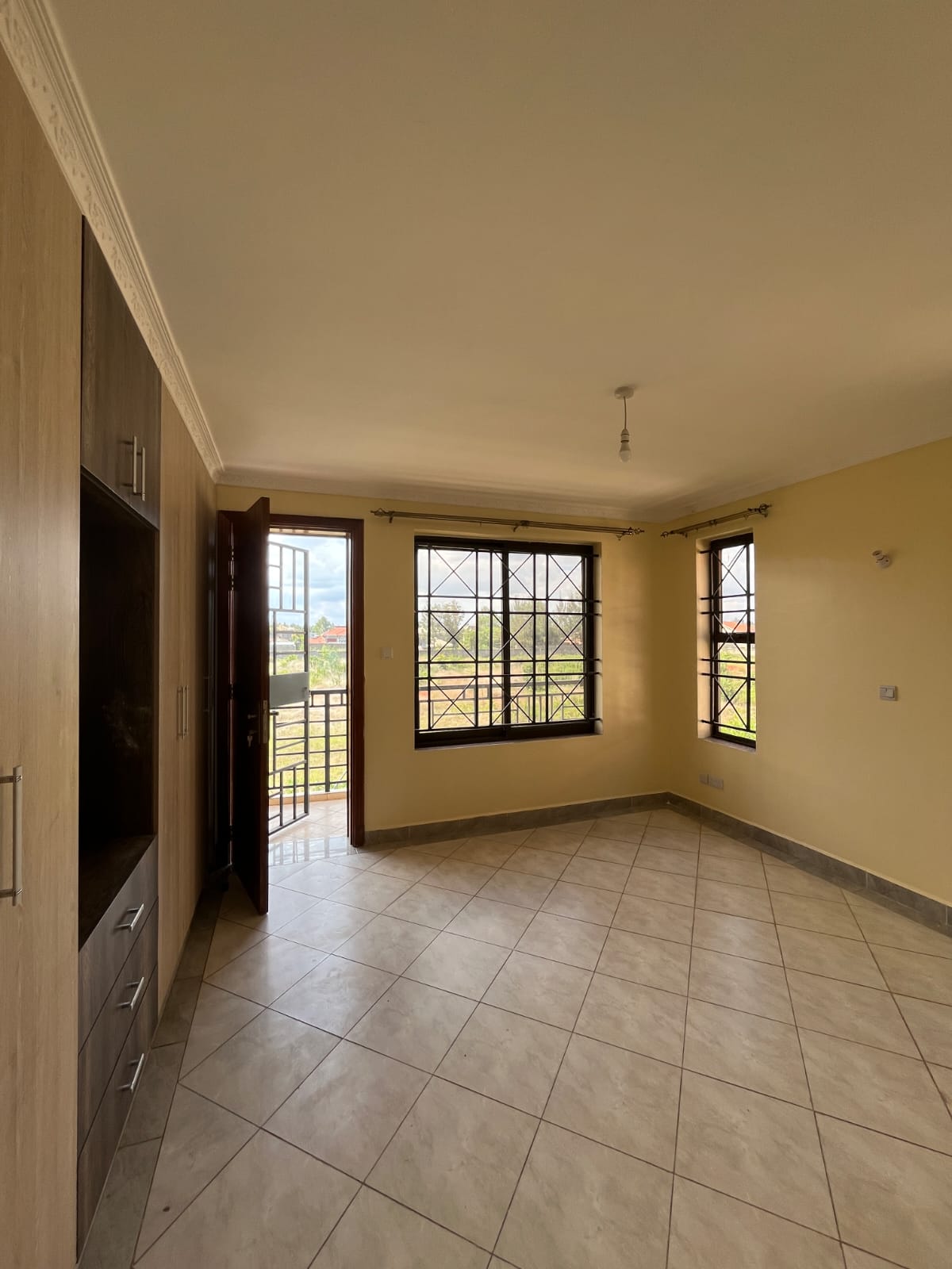 WhatsApp Image 2025-11-06 at 04.12.34 (1) Crystal Crescent – 5 Bedroom House/Villa for Rent in Syokimau, Mombasa Road