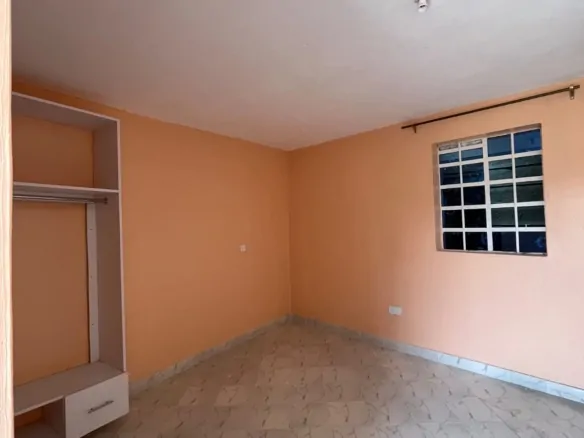 Tesco Palace – Bedsitter Apartment for Rent in Kenyatta Road (Near Gentleman's Barber and Spa)