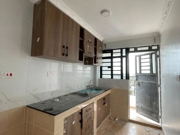 Peter's – 2 Bedroom Apartment for Rent in Tena (Near Shell Petrol Station)