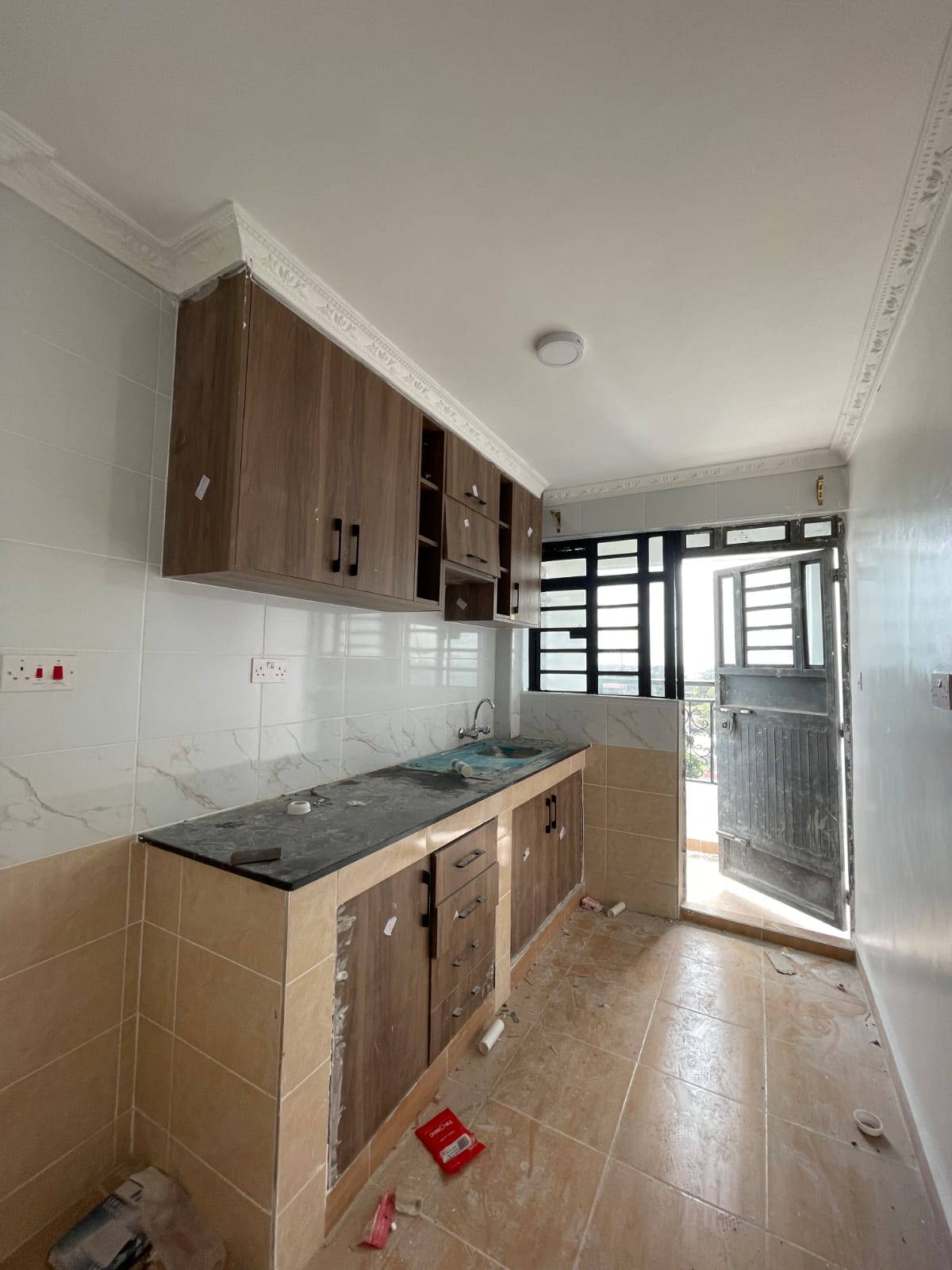 Peter's – 2 Bedroom Apartment for Rent in Tena (Near Shell Petrol Station)