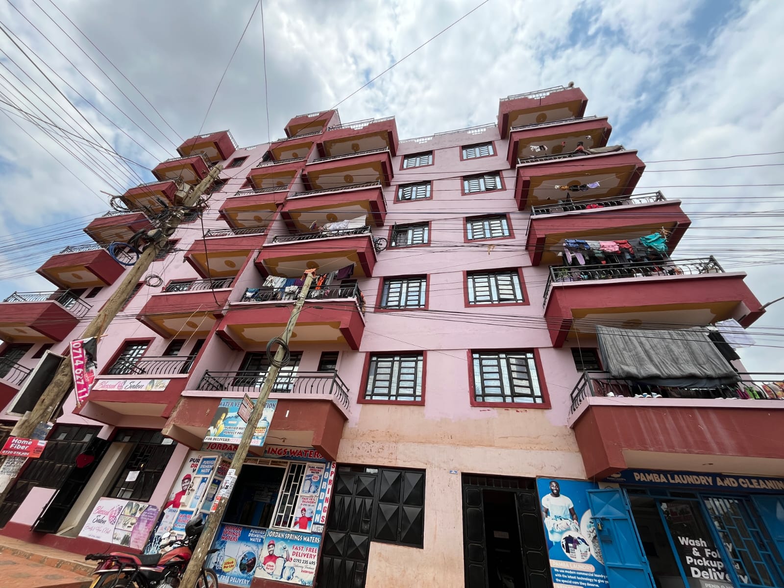 WhatsApp Image 2025-11-08 at 15.43.21 Apartment – 2 Bedroom Apartment (No Name) for Rent in Kenyatta Road (Near Railway Station)