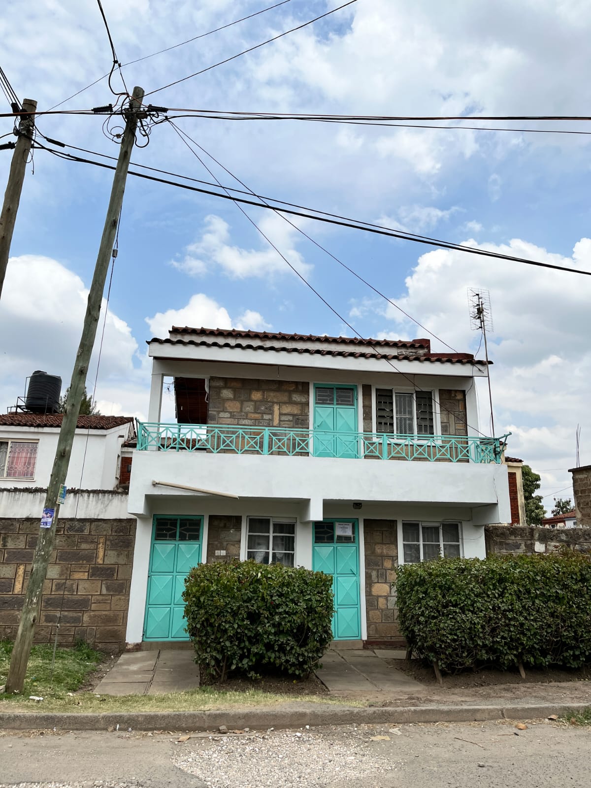 WhatsApp Image 2025-11-08 at 15.48.00 (1) Christopher's Apartment – 2 Bedroom Apartment for Rent in Buruburu (Near Pizza Inn Rubis Buruburu)