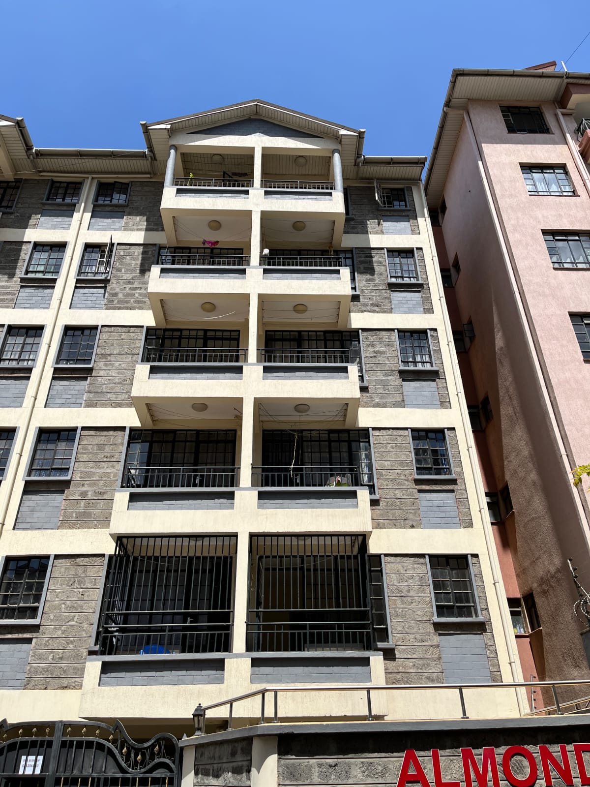 WhatsApp Image 2025-11-11 at 08.35.30 Almond Park (A) – 1 Bedroom Apartment for Rent in South B (Near Village Mall)