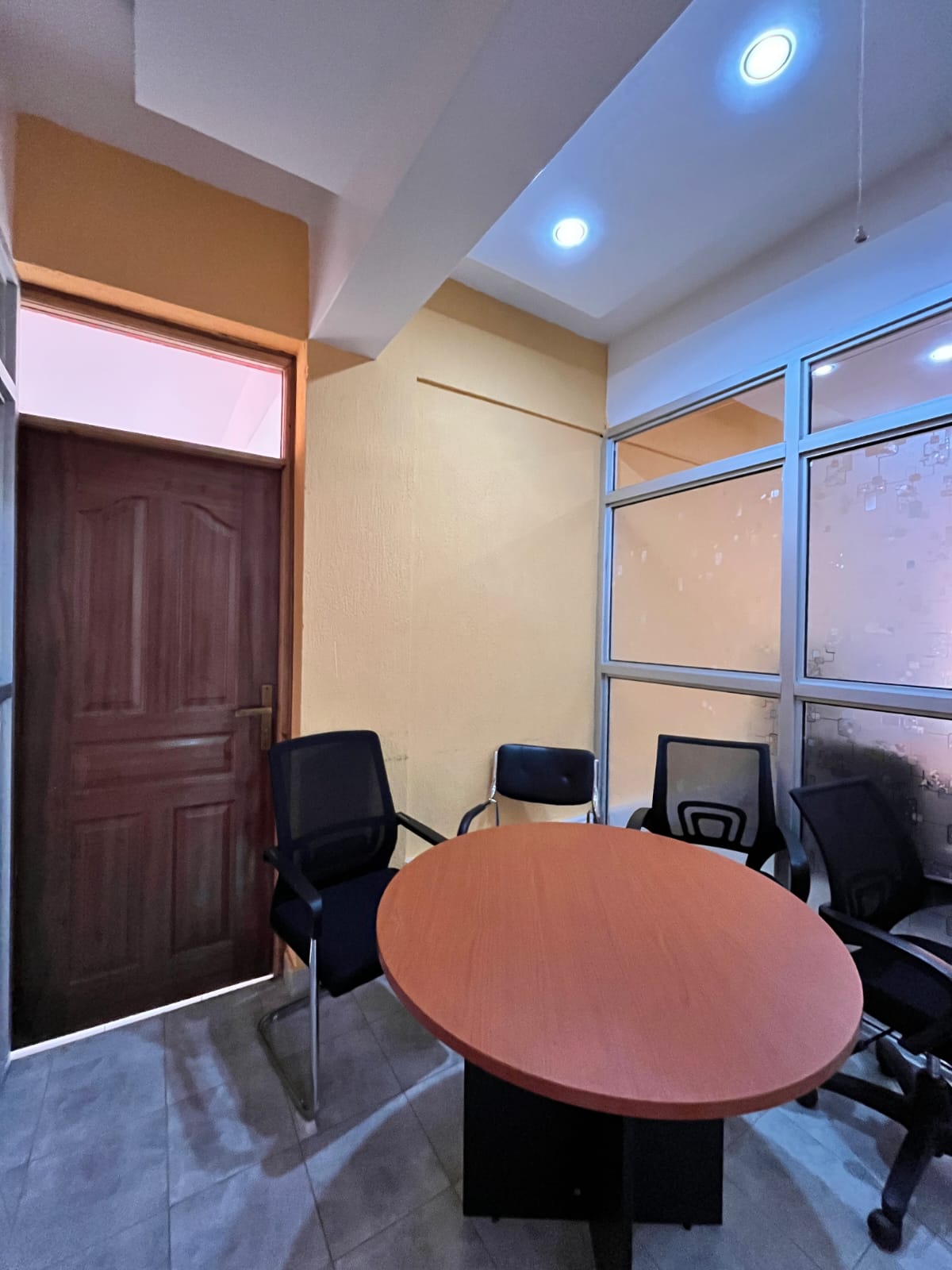 Peter (B) – Commercial Space for Rent (Kikuyu, Post Office Road, Near Viewfinder Opticians)