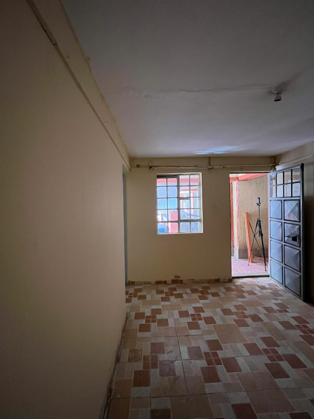 WhatsApp Image 2025-11-21 at 13.17.43 (1) Umoja Sedron (A) – 2 Bedroom Apartment for Rent (Githurai 45, Mumbi, Near Methodist Church)