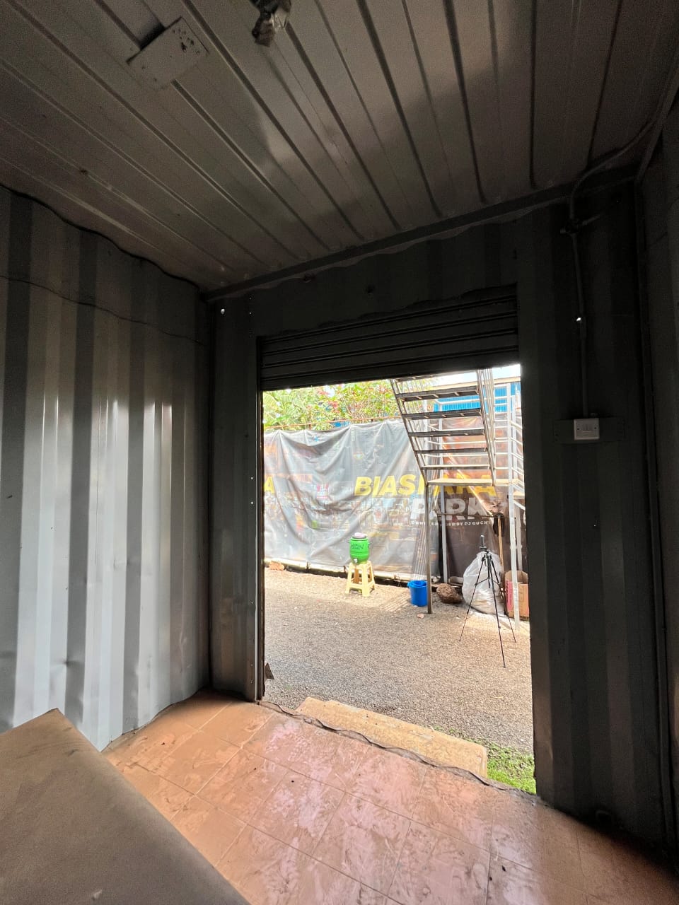 WhatsApp Image 2025-11-26 at 18.25.45 (1) Biashara Park – Commercial Space for Rent in Uthiru (Near Healing Hearts & Delivery Ministries)