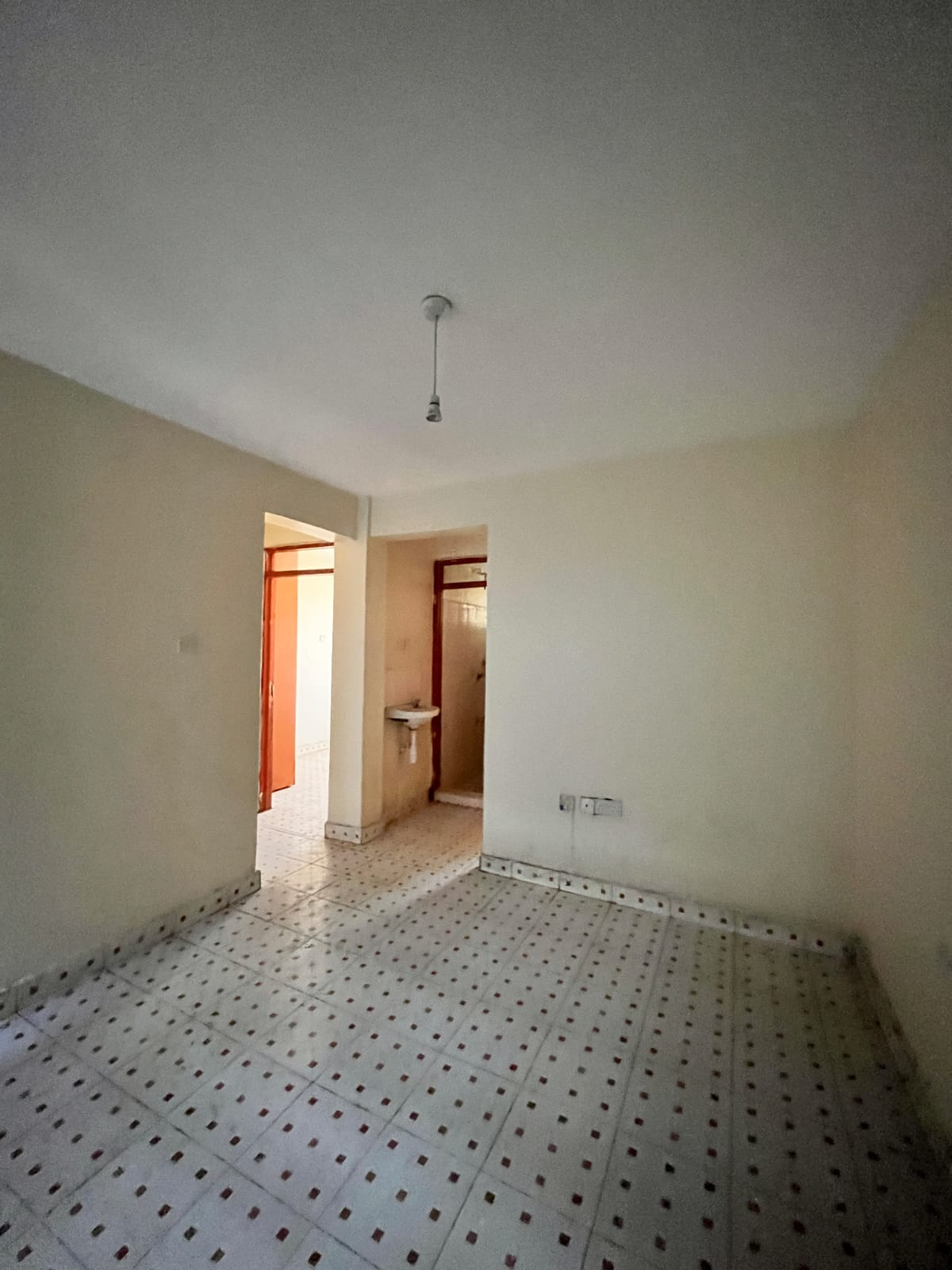 WhatsApp Image 2025-11-26 at 19.27.22 (1) Sunnyside Plaza – 2 Bedroom Apartment for Rent in Utawala (Near Lunimart)