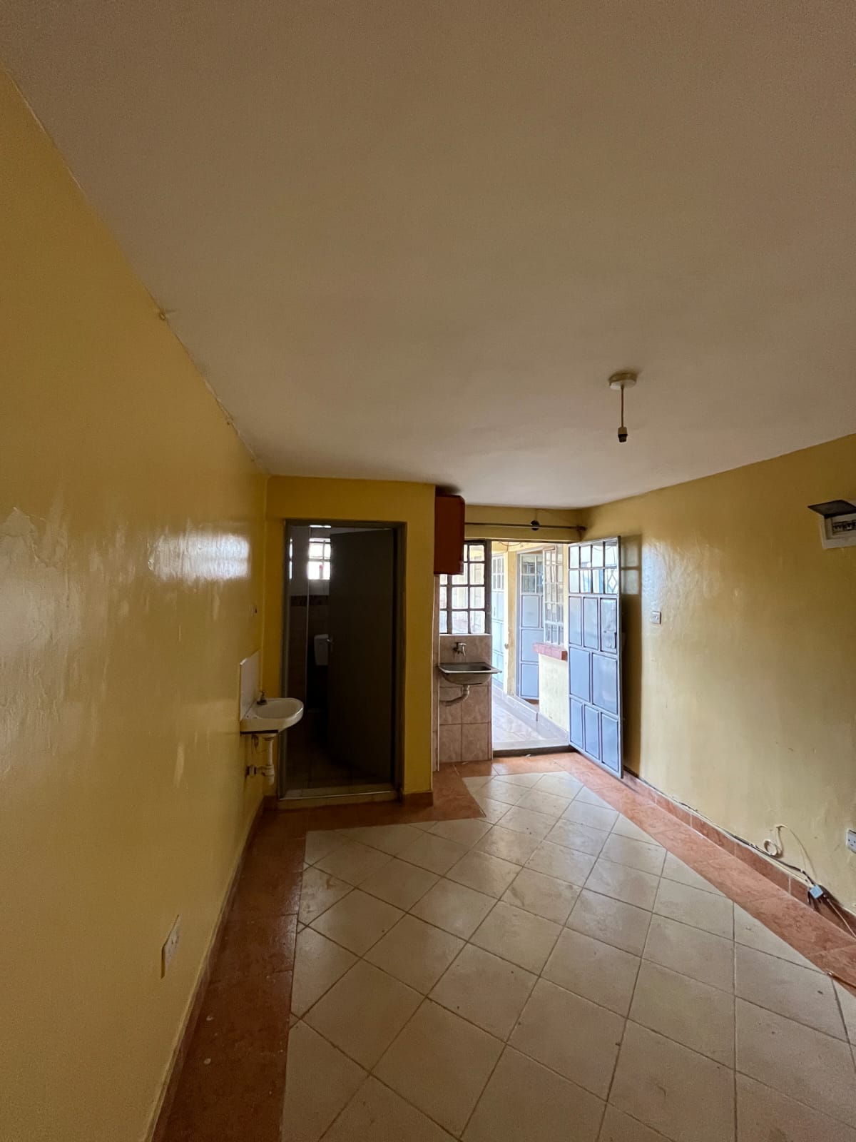 WhatsApp Image 2025-11-27 at 05.30.15 (2) Aviwa Plaza – Bedsitter Apartment for Rent in Kasarani (Near Icon)