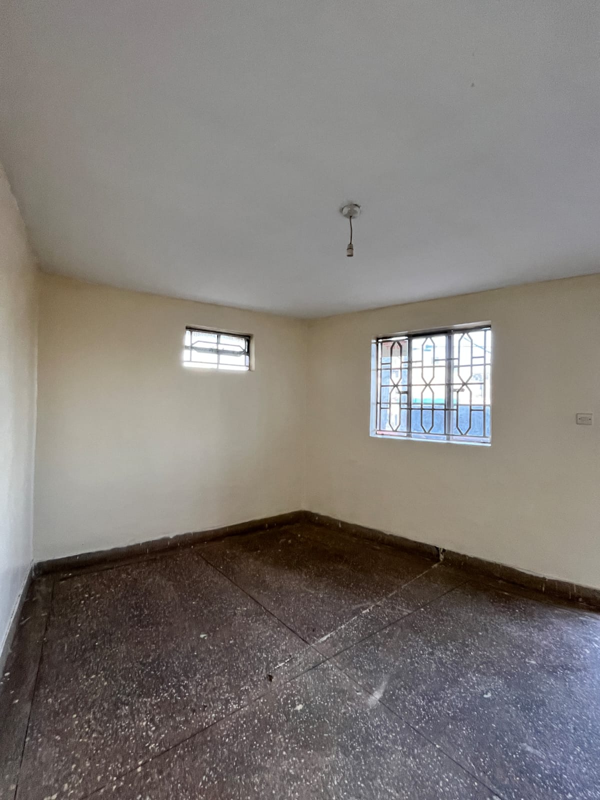 WhatsApp Image 2025-12-14 at 19.12.36 Jomcon Towers – Commercial Unit for Rent Near Relax Restaurant, Kitengela